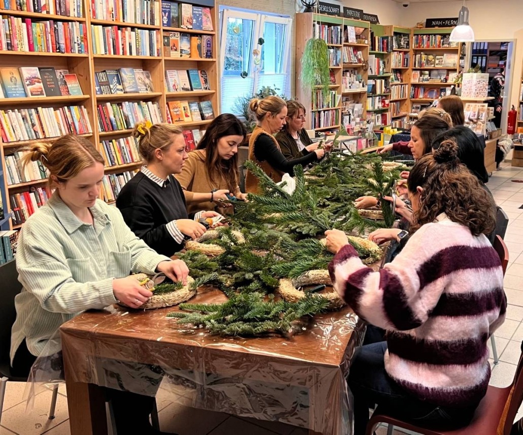 Adventskranzworkshop Buechertraeume Muelheim - 3