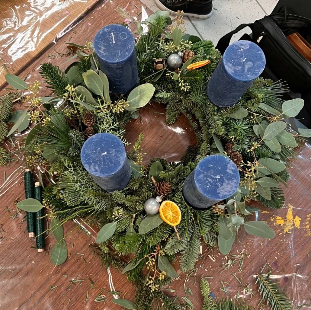 Adventskranzworkshop Buechertraeume Muelheim - 6
