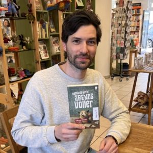 Bild vom Buch "Morgens leerer, abends voller" mit dem Autoren Tobias Keller, von dem wir signierte Exemplare anbieten