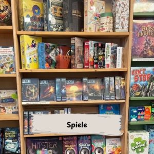 Ein Bild der Spieleabteilung in den Bücherträumen in Mülheim an der Ruhr, wo eine Vielzahl an Spielen gekauft werden kann